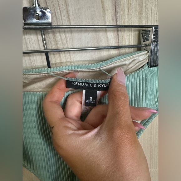 Kendall & Kylie green bikini bottom size small - Picture 2 of 5
